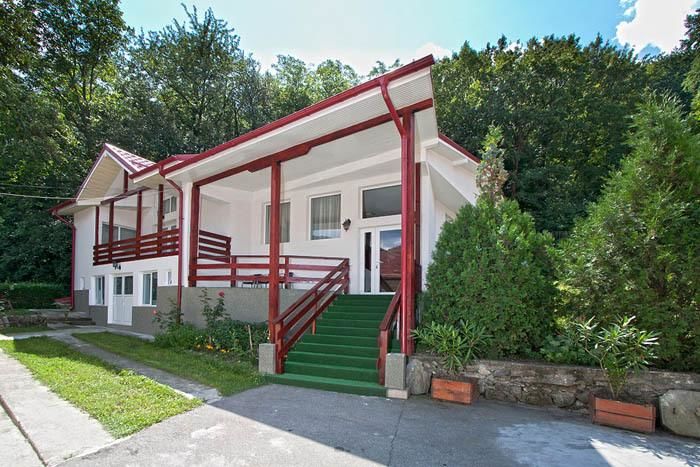 Отель Hotel Domnitei Кэлимэнешти-16