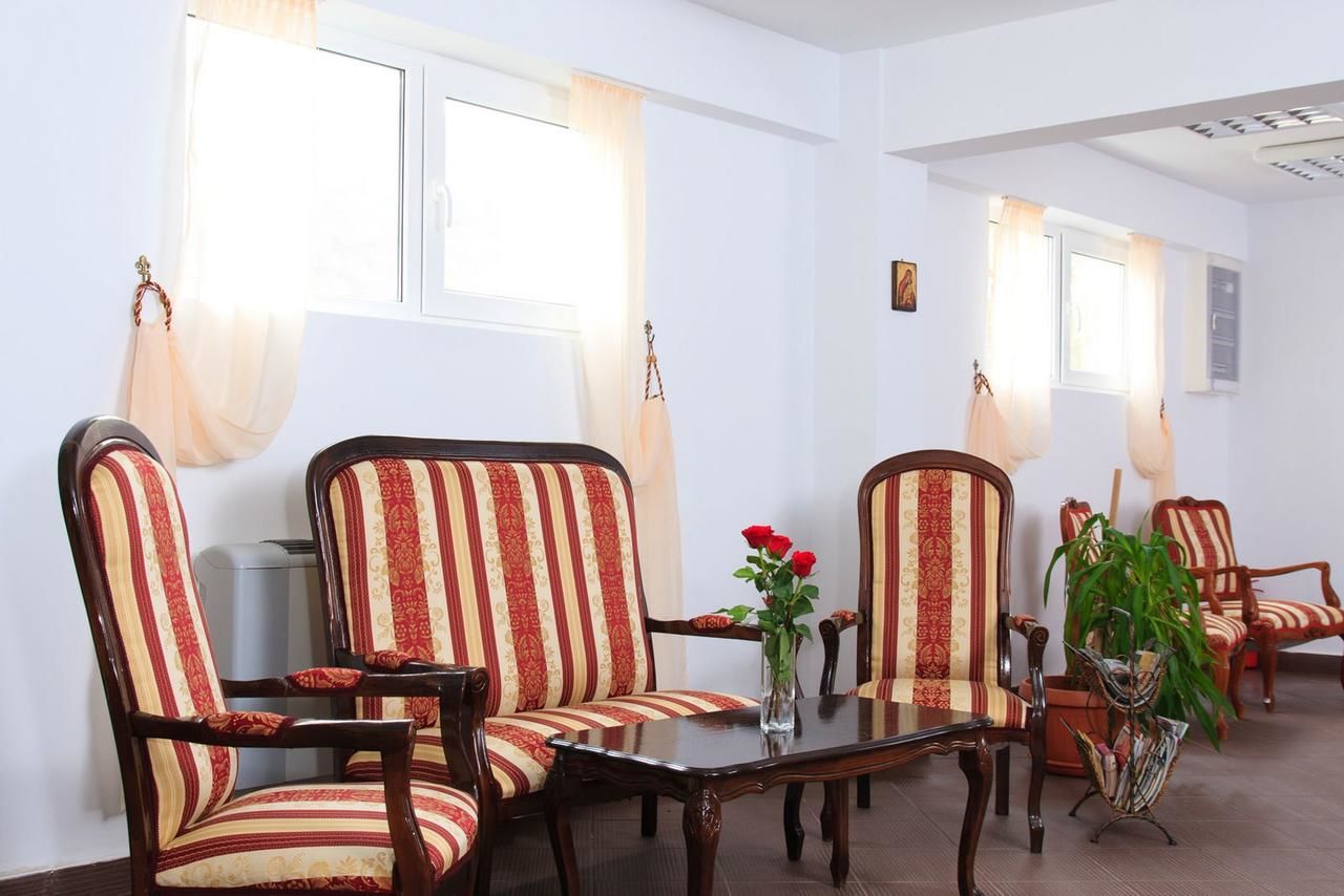 Отель Hotel Domnitei Кэлимэнешти-41